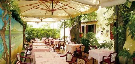Hotel Ristorante Alle Castrette 2*